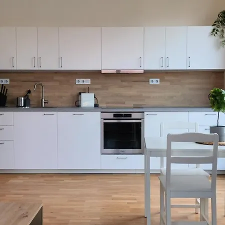 S Terasou Nad Rosnickou Apartamento