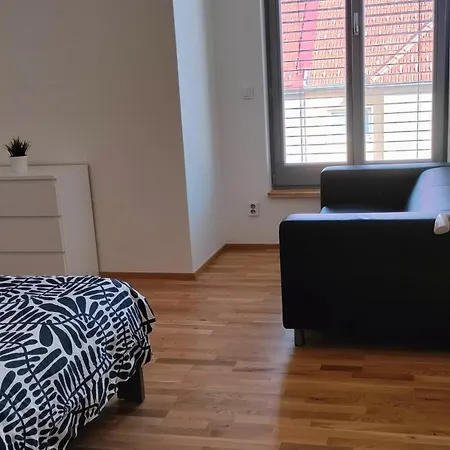 Lägenhet S Terasou Nad Rosnickou Brno